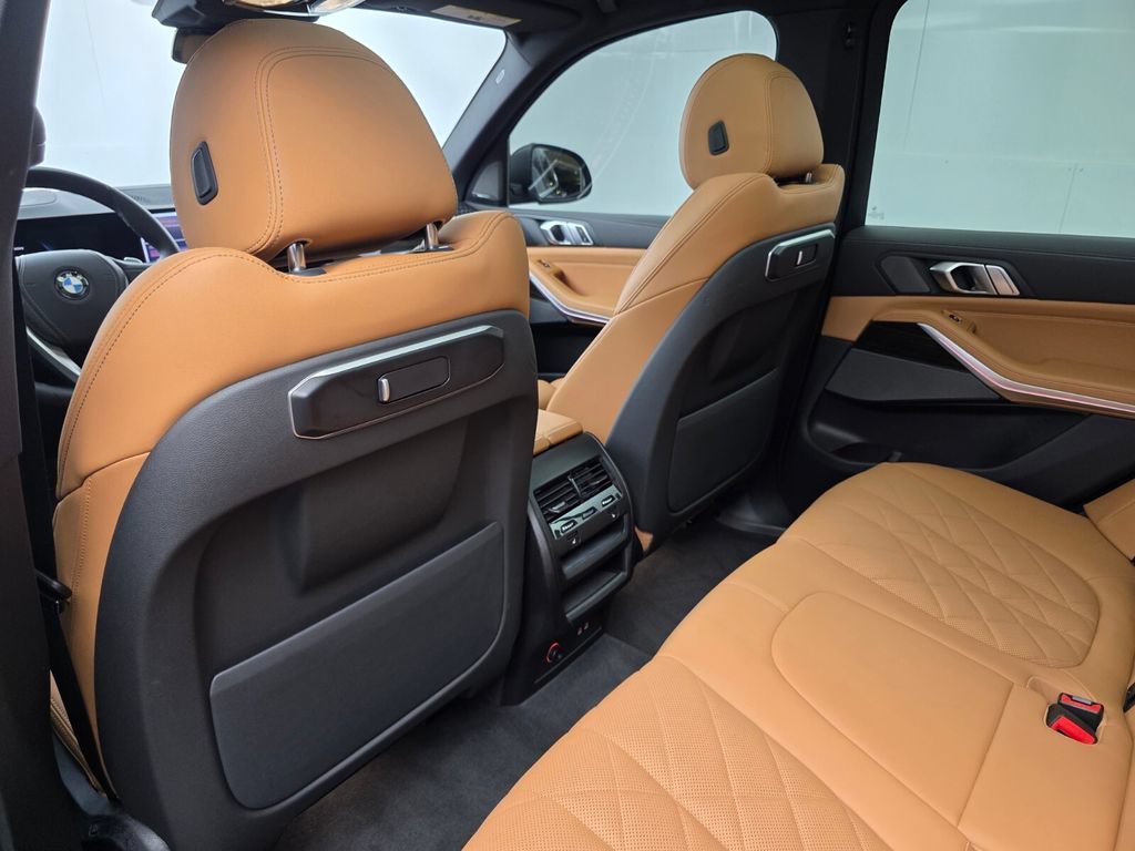 Certified 2025 BMW X5 sDrive40i w/ Premium Package RWD image 16