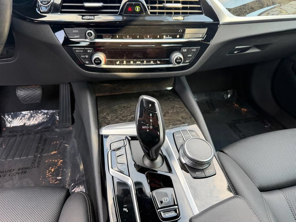 Used 2021 BMW 530i xDrive w/ Premium Package AWD/4WD image 31