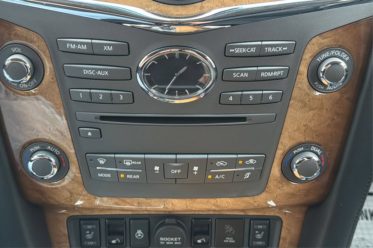 Used 2014 INFINITI QX80 4WD w/ Theater Package image 34