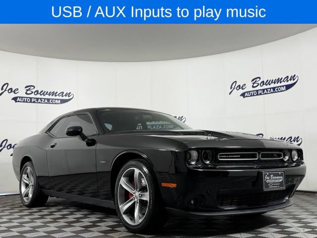 Used 2015 Dodge Challenger R/T w/ Quick Order Package 28B R/T RWD image 5
