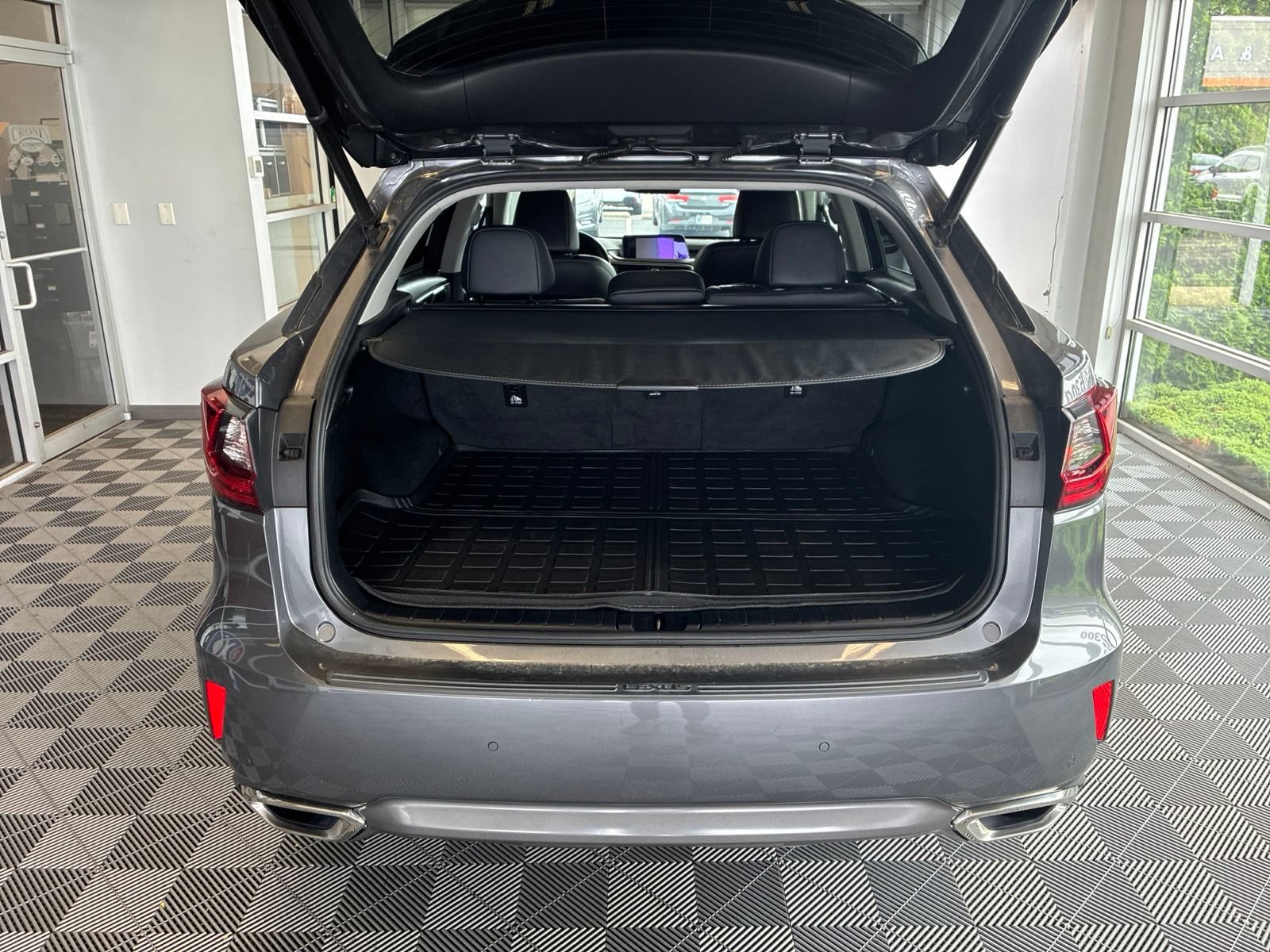 Used 2019 Lexus RX 350 FWD w/ Accessory Package image 9