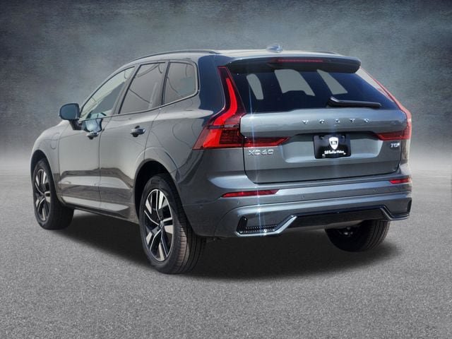 New 2026 Volvo XC60 T8 Plus w/ Climate Package AWD/4WD image 5