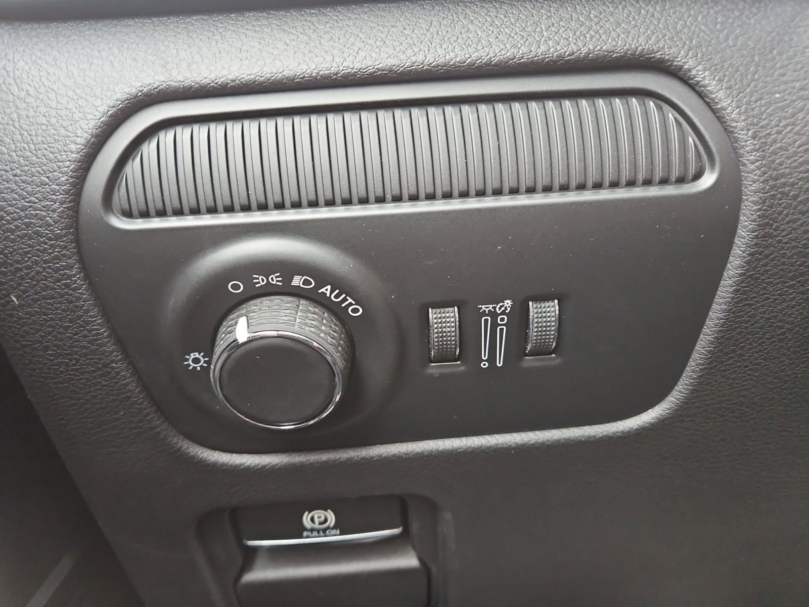 New 2026 Jeep Grand Wagoneer Limited w/ Convenience Group I image 23