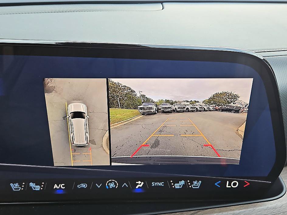 New 2026 Chevrolet Tahoe High Country AWD/4WD image 22