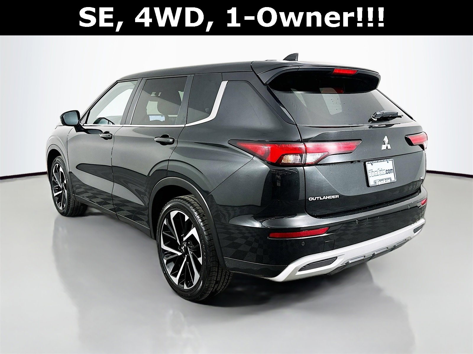 Used 2024 Mitsubishi Outlander SE image 6