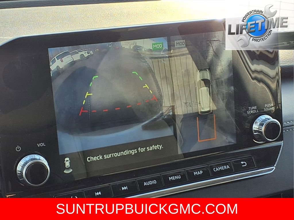 Used 2024 Mitsubishi Outlander SE image 8