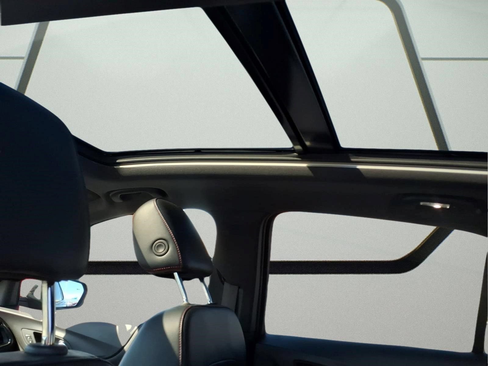 Certified 2023 Chevrolet Equinox RS AWD/4WD image 16