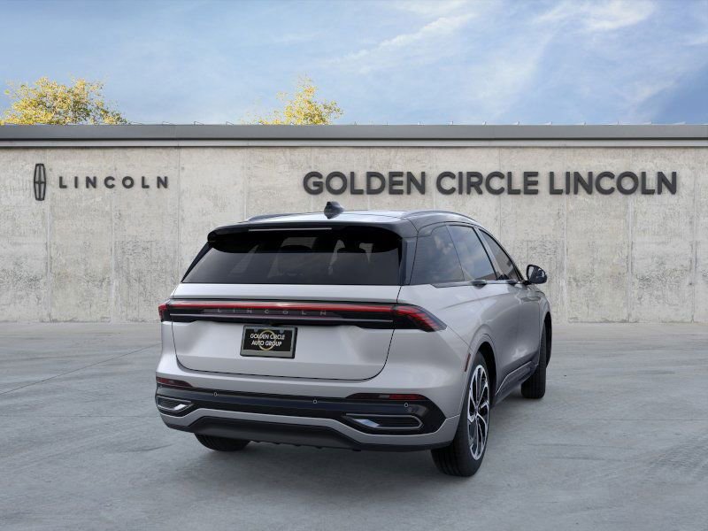 New 2026 Lincoln Nautilus Reserve image 8