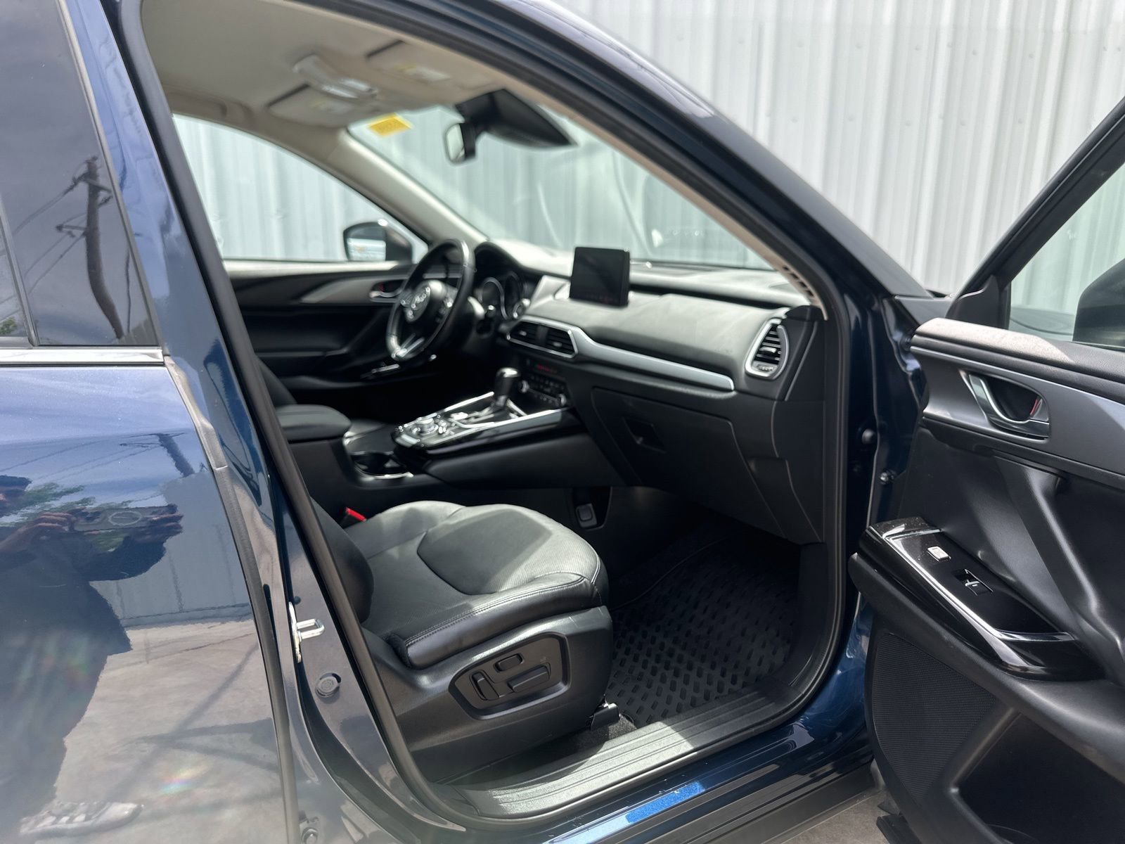 Used 2020 MAZDA CX-9 Touring image 16