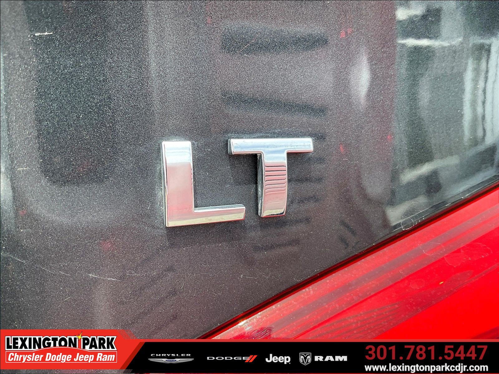Used 2017 Chevrolet Cruze LT FWD image 23