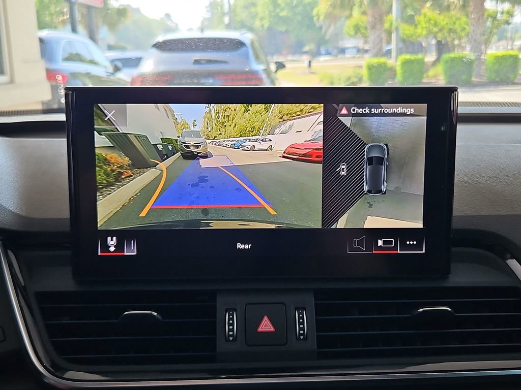 Used 2021 Audi Q5 2.0T Premium Plus w/ Premium Plus Package image 17