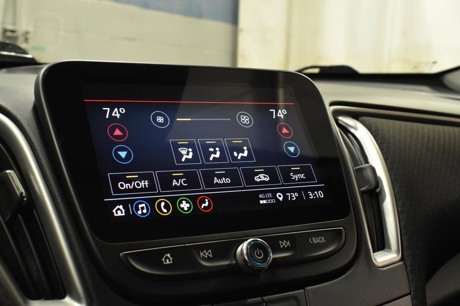 Used 2023 Chevrolet Malibu LT w/ Driver Confidence Package FWD image 18