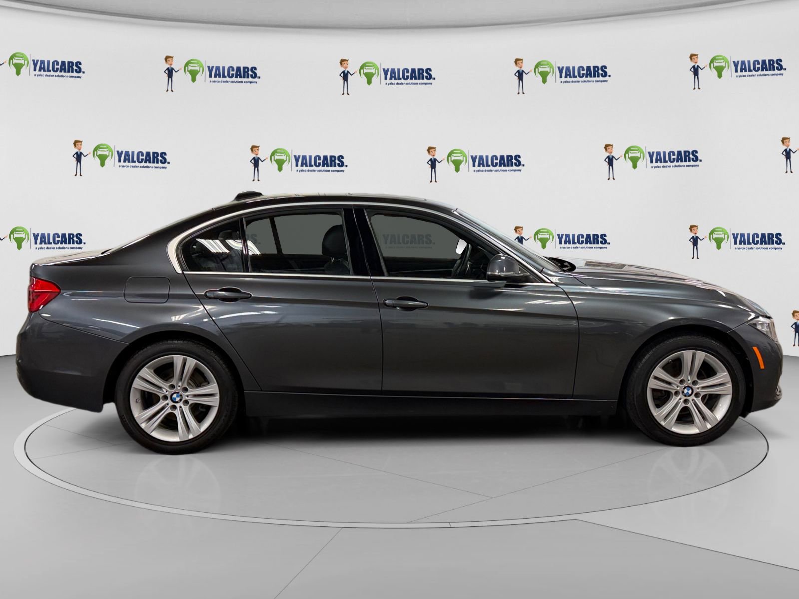 Used 2017 BMW 330i Sedan image 6