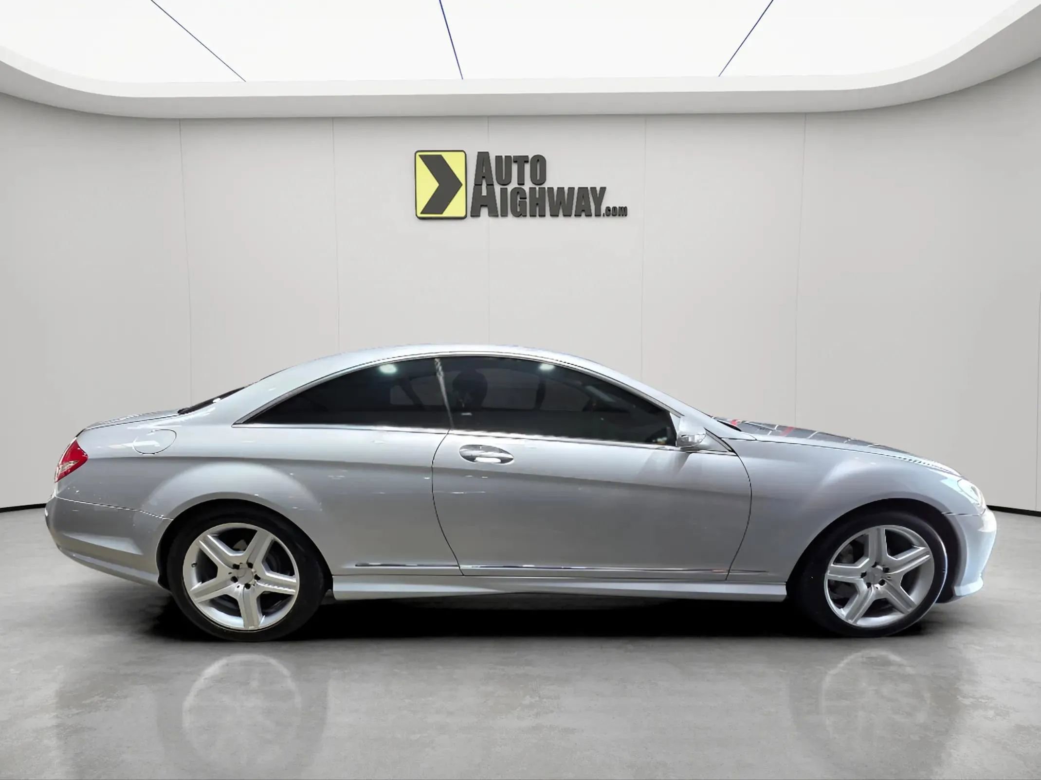 Used 2008 Mercedes-Benz CL 550 image 2