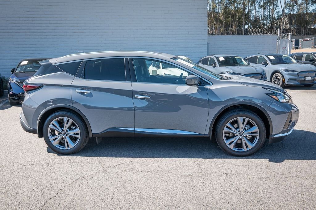 Used 2024 Nissan Murano Platinum w/ Cargo Package image 5