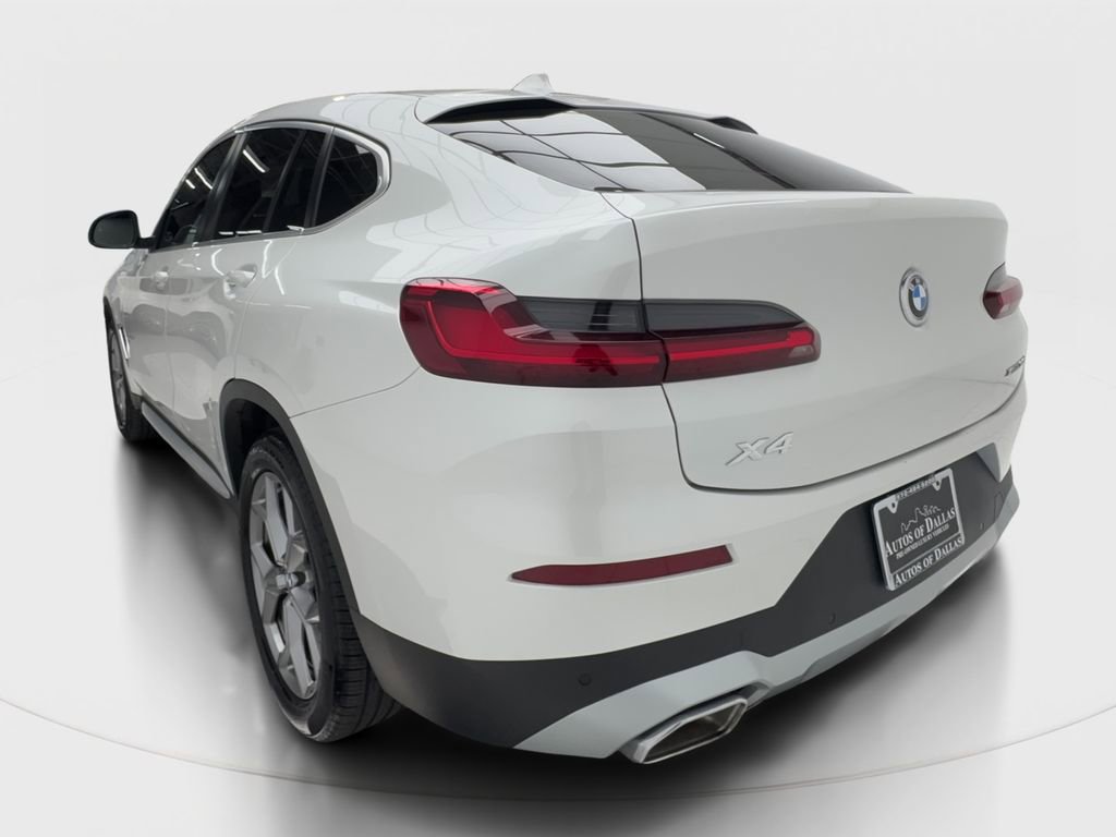 Used 2025 BMW X4 xDrive30i image 10