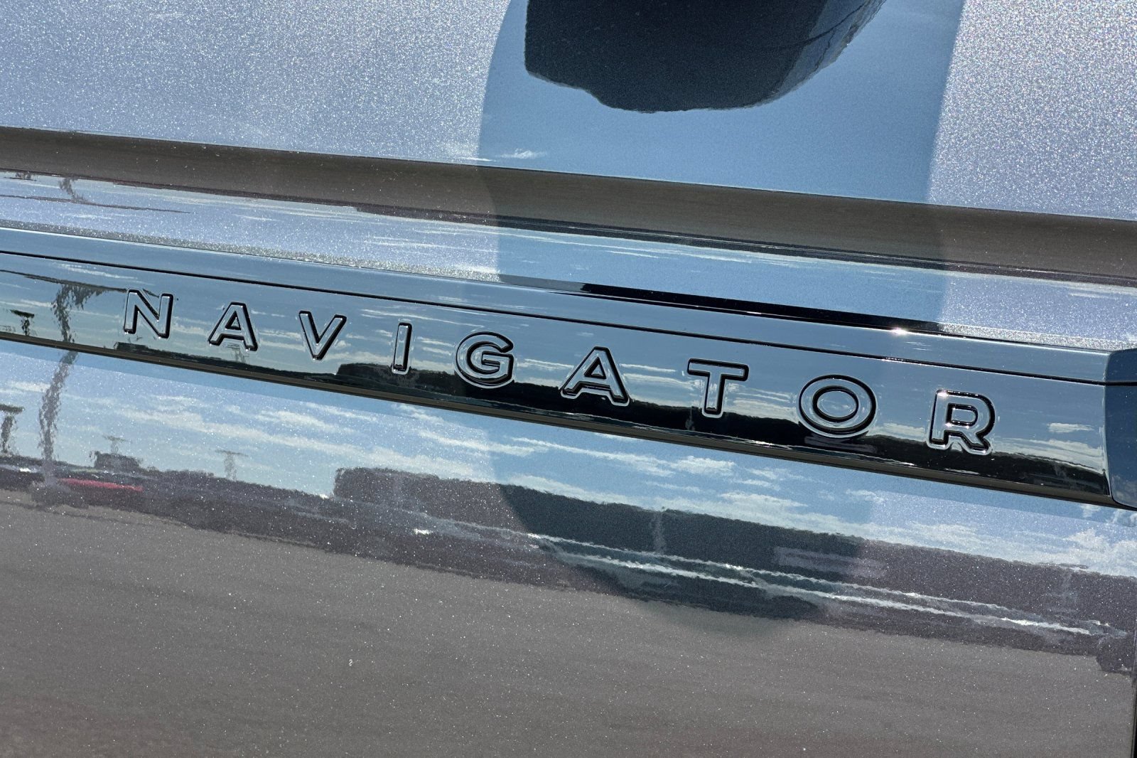 New 2026 Lincoln Navigator Reserve w/ Jet Appearance Package AWD/4WD image 27