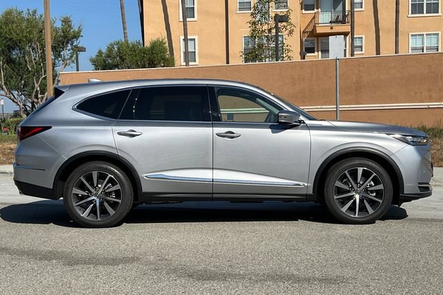New 2026 Acura MDX w/ Technology Package AWD/4WD image 3
