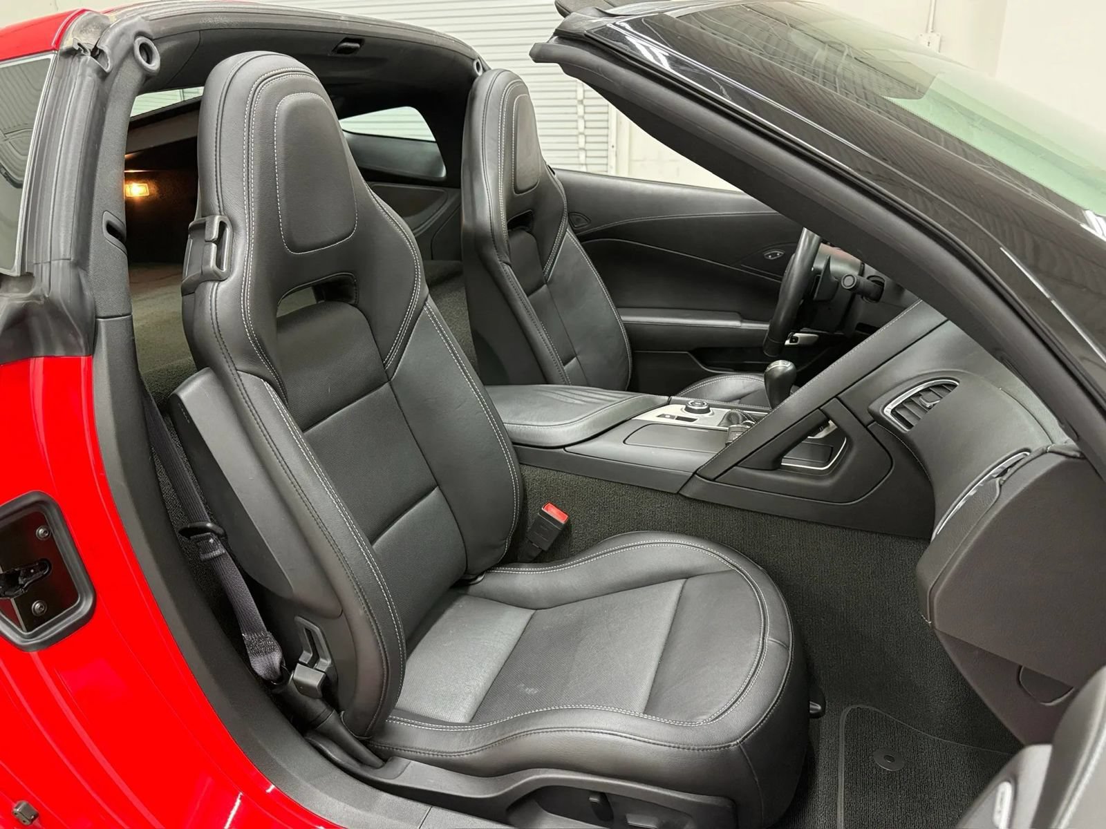 Used 2016 Chevrolet Corvette Stingray Coupe RWD image 10
