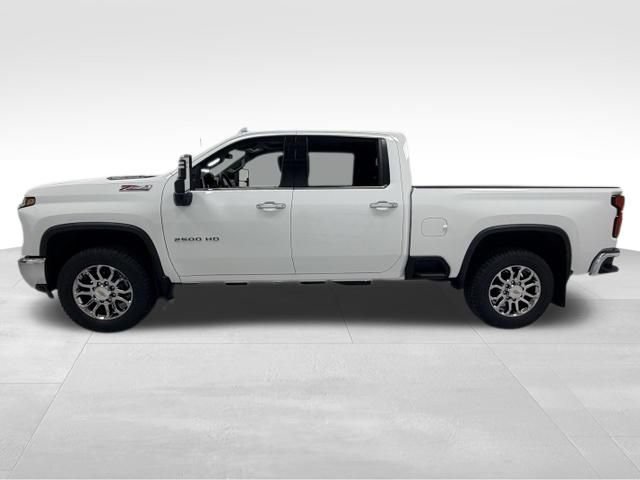 Certified 2026 Chevrolet Silverado 2500 LTZ w/ LTZ Plus Package AWD/4WD image 3