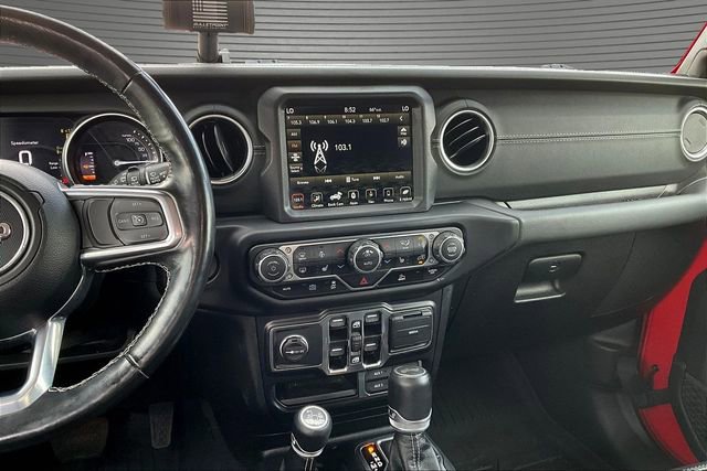 Used 2021 Jeep Wrangler Unlimited Sahara w/ Cold Weather Group AWD/4WD image 9