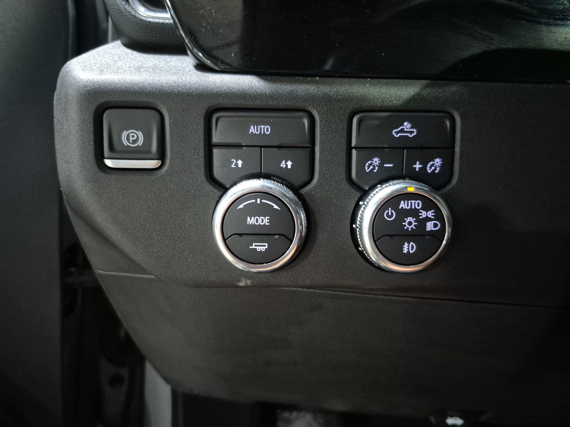 Used 2025 GMC Sierra 1500 Elevation AWD/4WD image 18