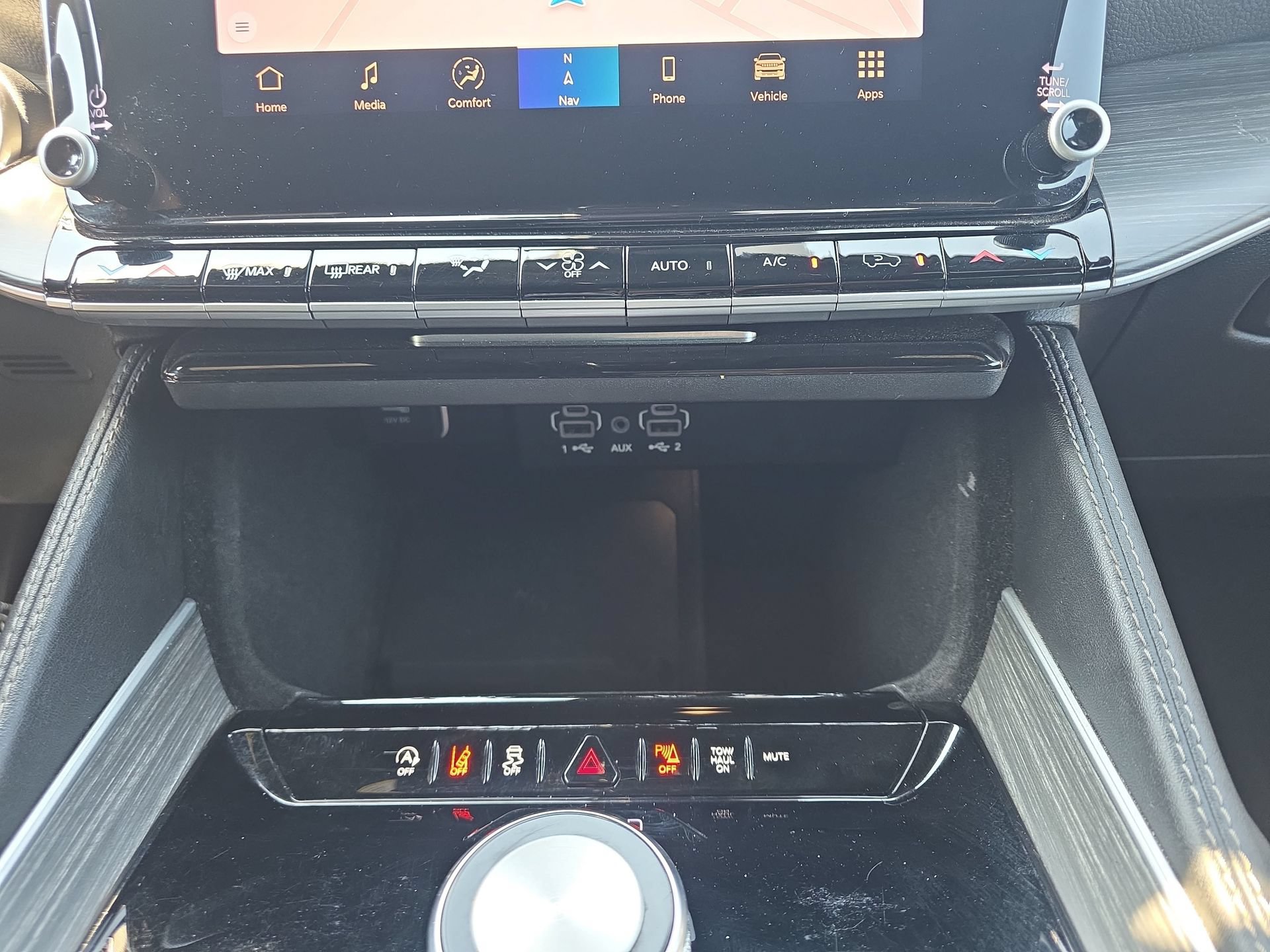 Used 2024 Jeep Wagoneer Series II w/ Flexible Seating Group RWD image 23