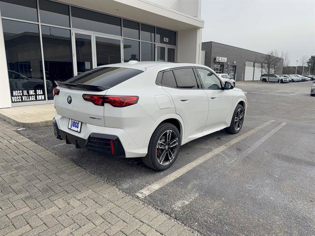 New 2026 BMW X2 xDrive28i w/ Technology Package image 3