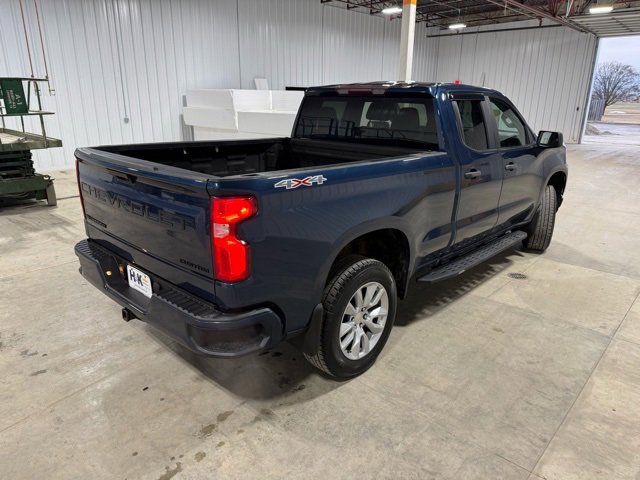 Used 2019 Chevrolet Silverado 1500 Custom image 32