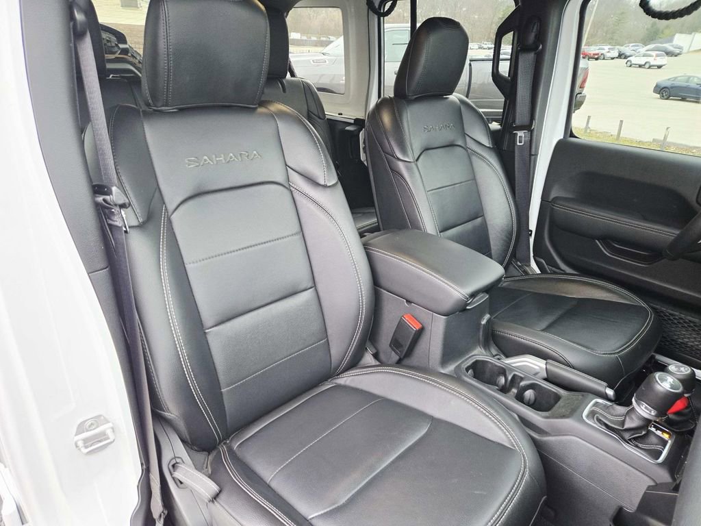 Used 2023 Jeep Wrangler Sahara w/ LED Lighting Group image 18