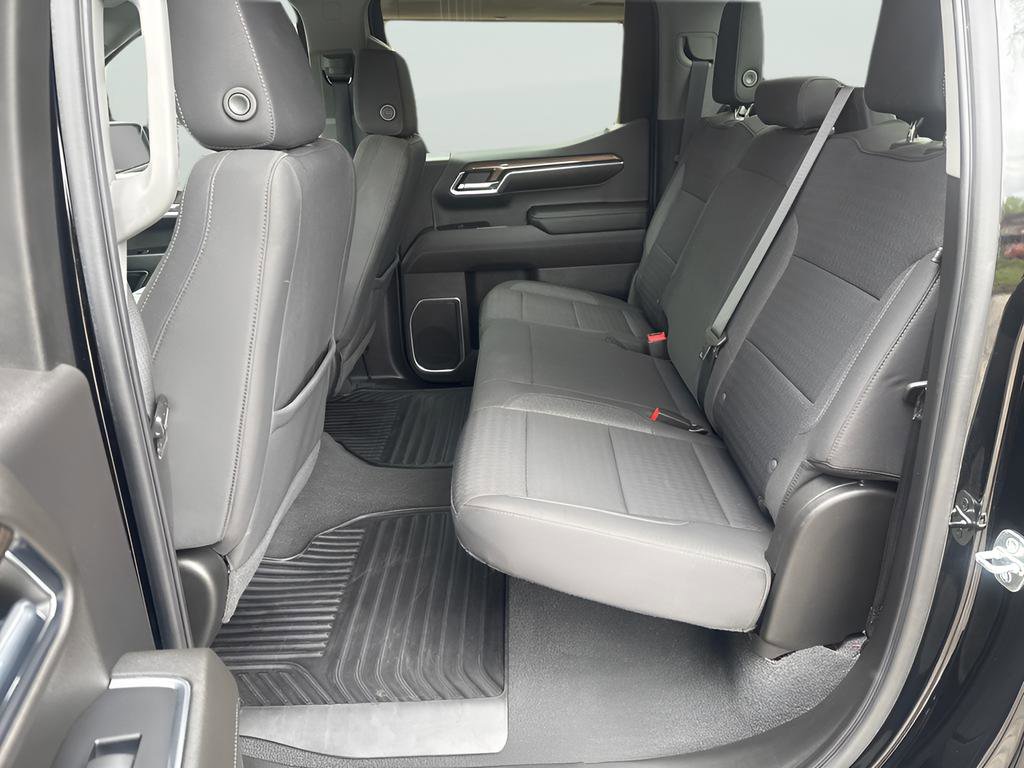 Used 2022 Chevrolet Silverado 1500 RST AWD/4WD image 9