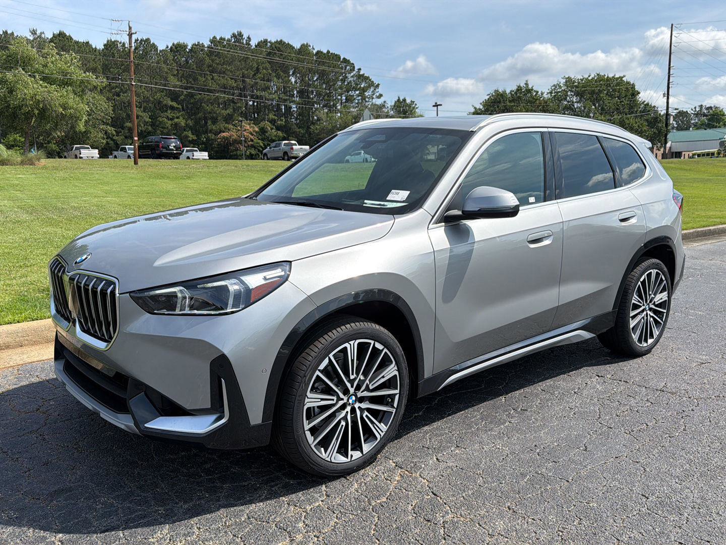 New 2026 BMW X1 xDrive28i w/ Technology Package AWD/4WD image 1