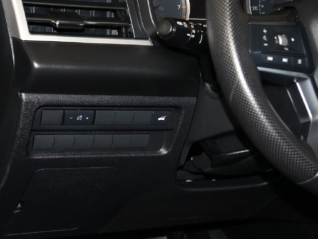 Used 2025 Mitsubishi Outlander SE FWD image 28
