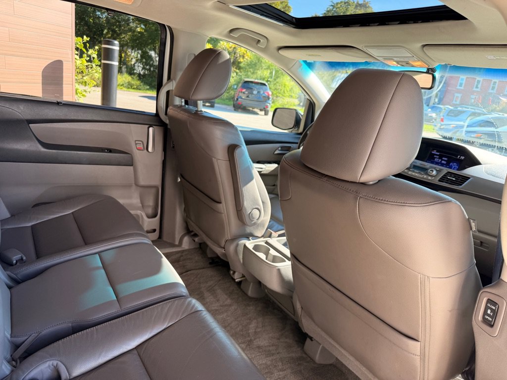 Used 2012 Honda Odyssey EX-L image 15