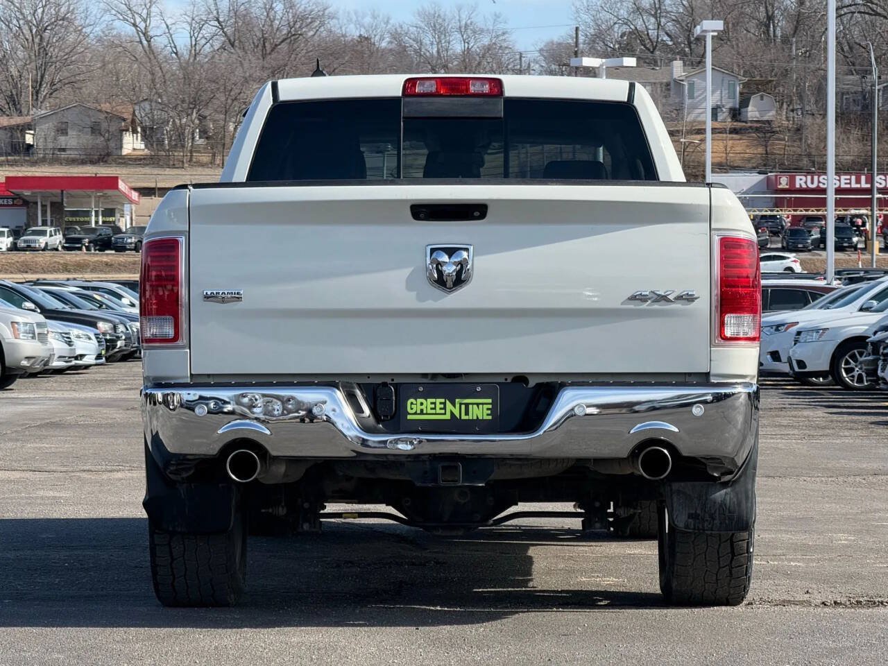 Used 2018 RAM 1500 Laramie w/ Convenience Group AWD/4WD image 4