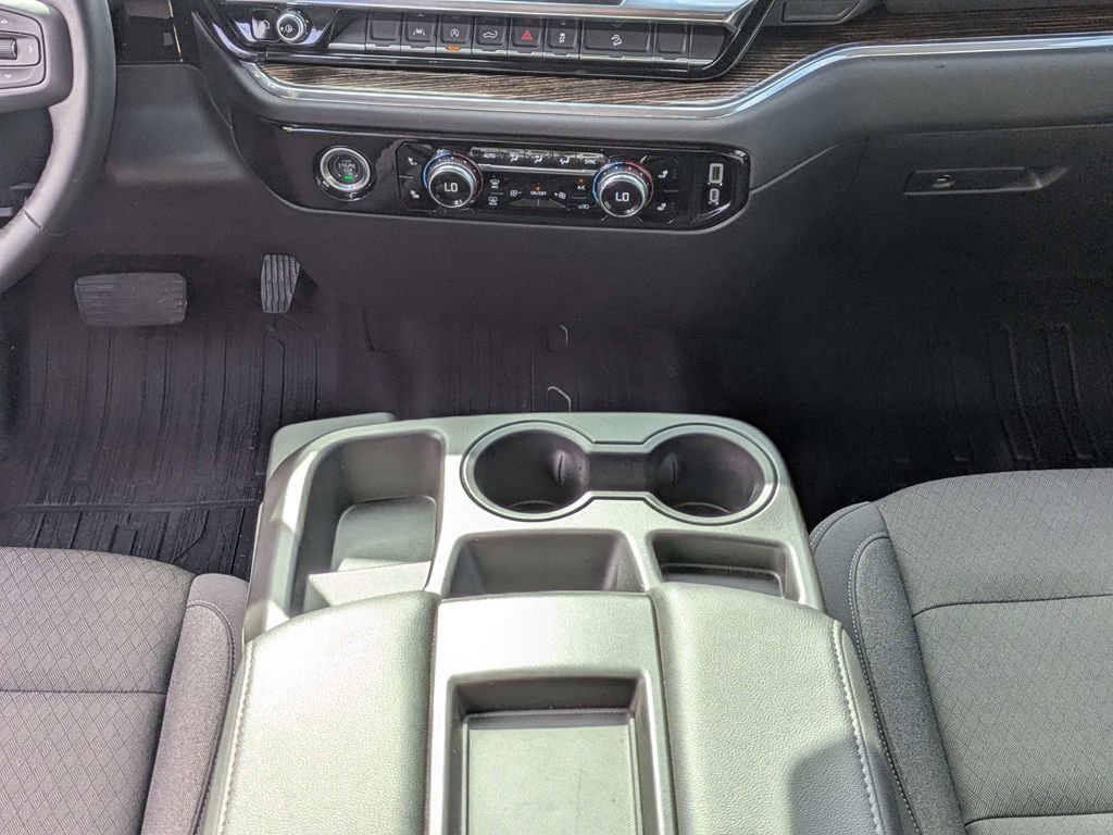 Used 2024 GMC Sierra 1500 Elevation image 20
