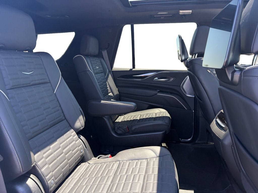 Certified 2024 Cadillac Escalade V w/ LPO, Floor Liner Package AWD/4WD image 18