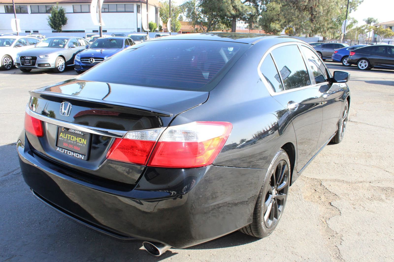 Used 2015 Honda Accord Sport image 36