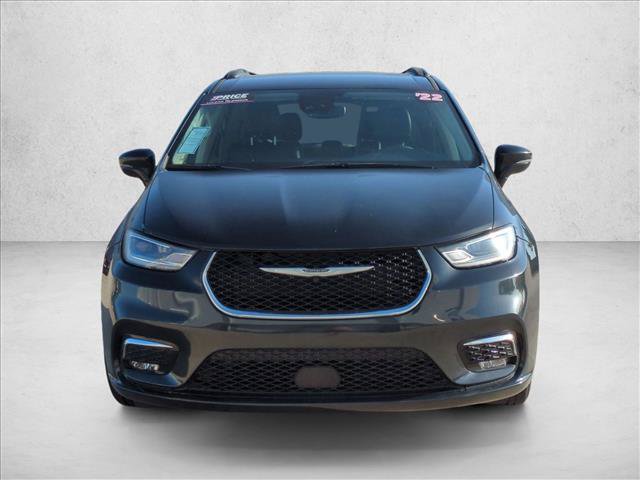 Used 2022 Chrysler Pacifica Touring-L FWD video 2