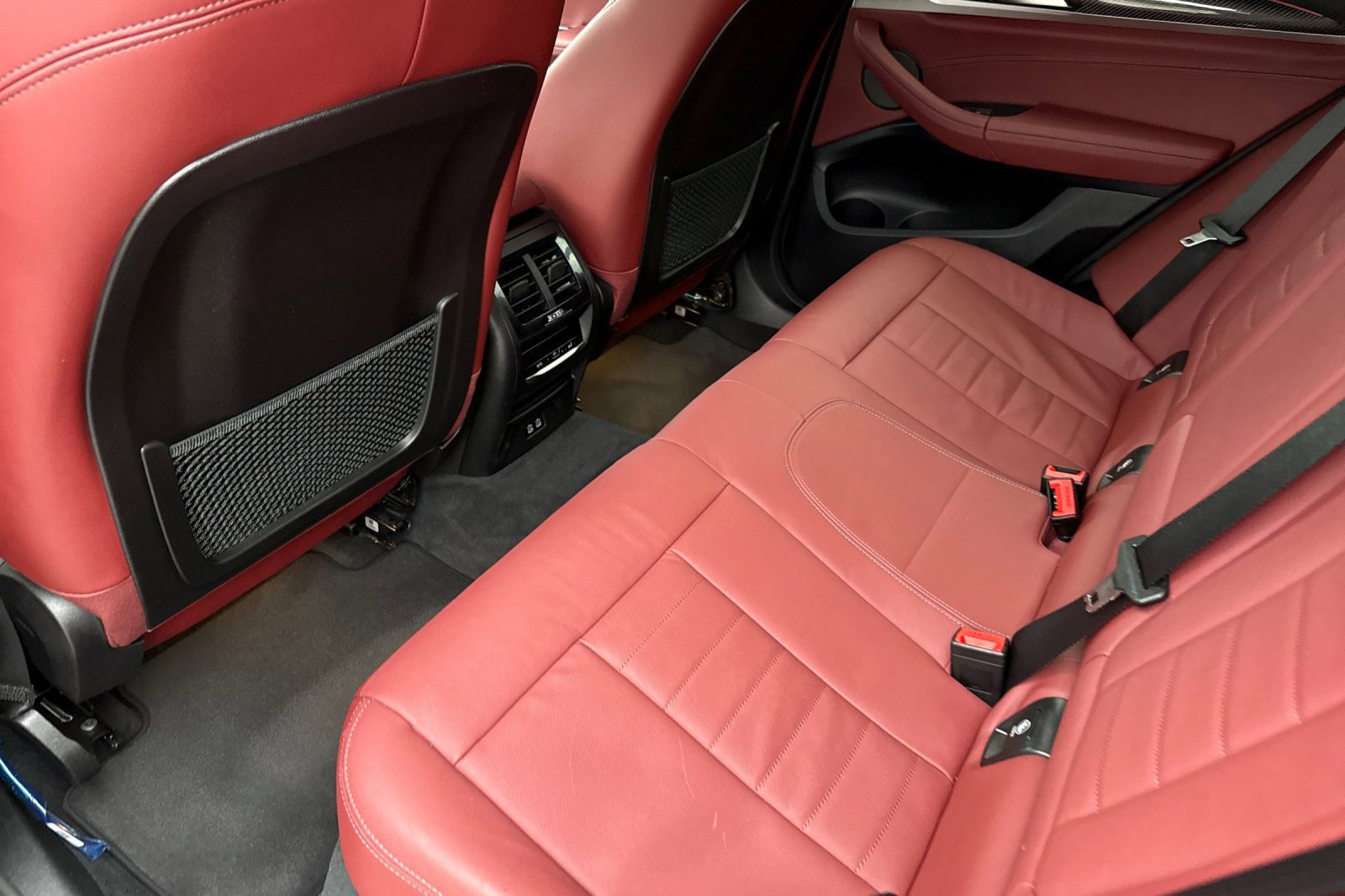 Certified 2021 BMW X4 xDrive30i w/ Executive Package image 15