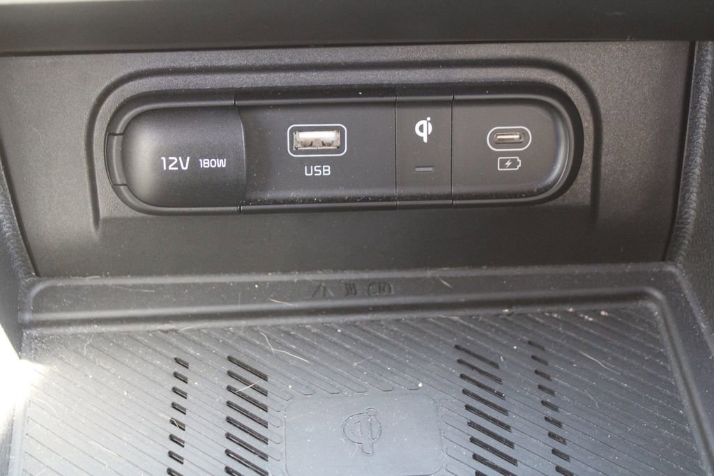 Used 2024 Kia Sportage EX image 36