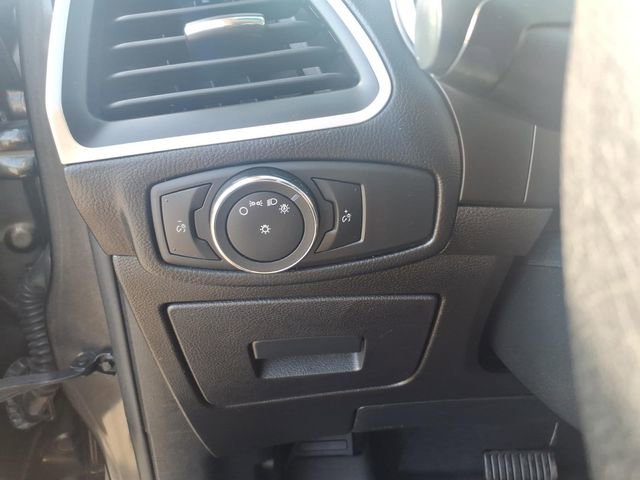 Used 2015 Ford Edge SEL AWD/4WD image 14