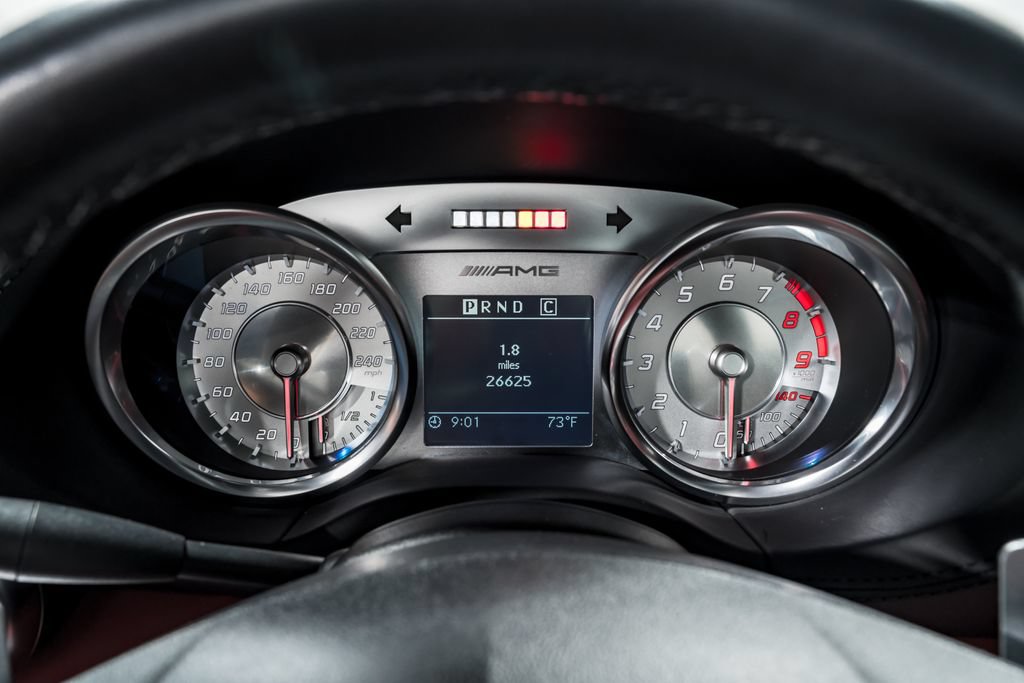Used 2011 Mercedes-Benz SLS AMG Coupe image 13