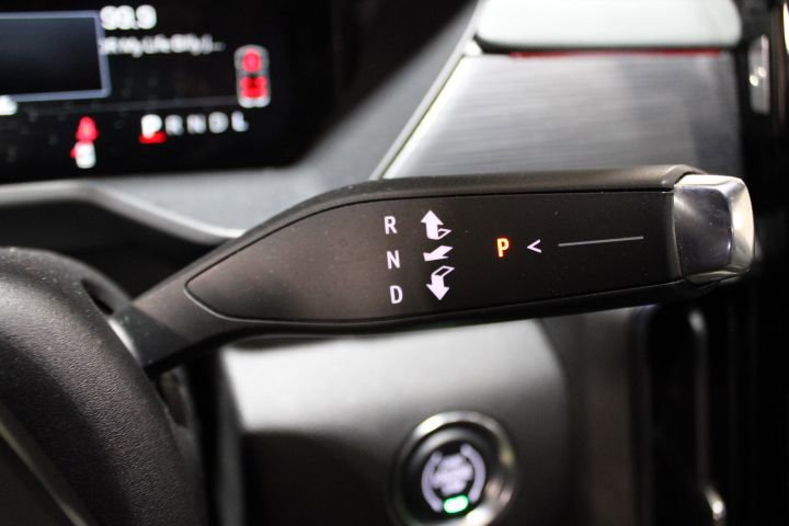 Certified 2024 GMC Acadia AT4 w/ Luxury Package image 34