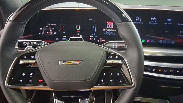 Used 2026 Cadillac Lyriq V image 12