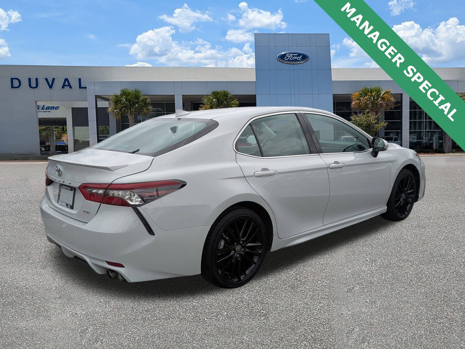 Used 2024 Toyota Camry XSE image 4