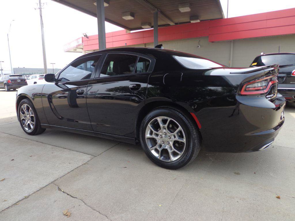 Used 2015 Dodge Charger SXT w/ AWD Plus Group image 6