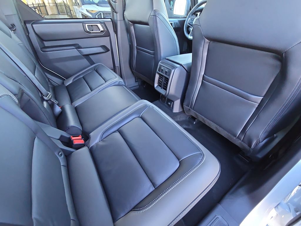 New 2026 Ford Bronco Outer Banks AWD/4WD image 11
