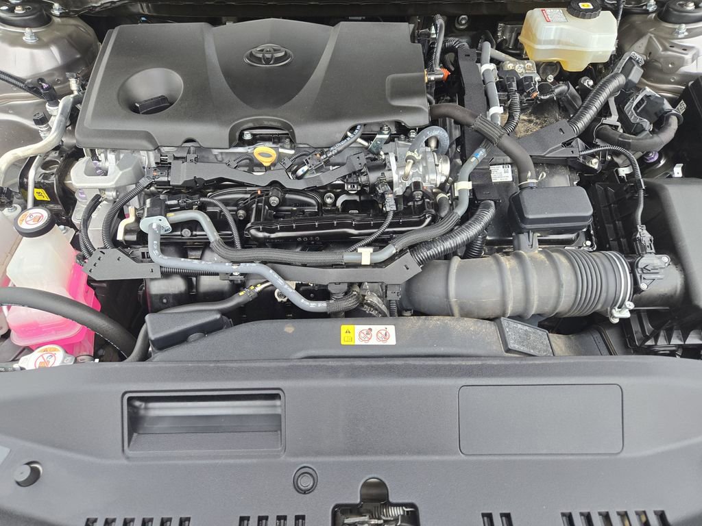 Used 2022 Toyota Camry LE FWD image 29