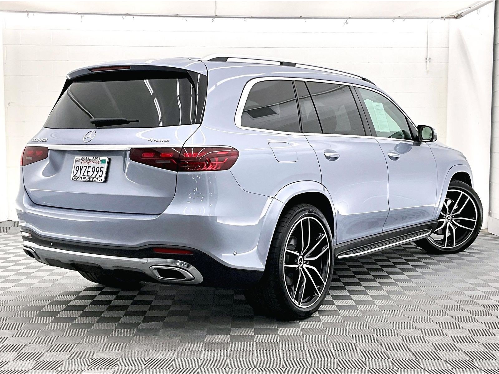 Used 2026 Mercedes-Benz GLS 450 4MATIC image 11